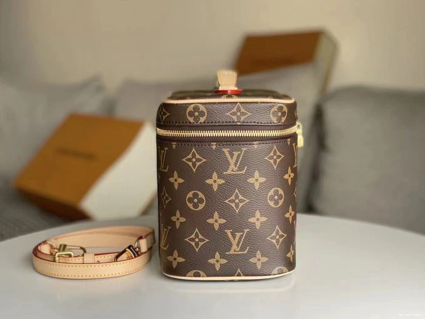LV MAKE VANITY UP BAG CUSTOM 0712